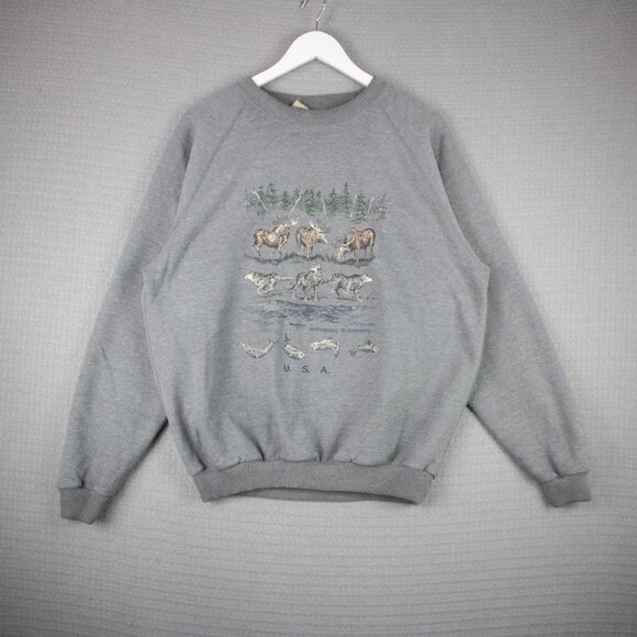 Northern Elements USA Outdoor Wolf Fish Moose Crewneck - Picture 1 of 7